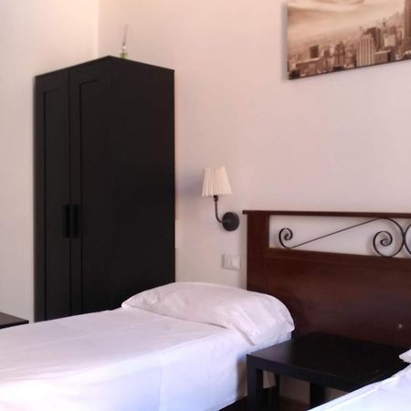Vertex Palace Rome Bagian luar foto